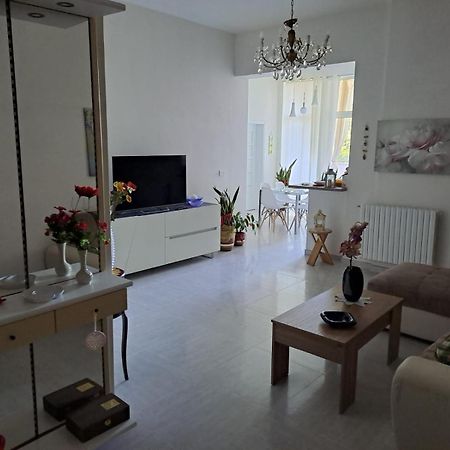 Apartament La Casa Del Sole Sava Zewnętrze zdjęcie