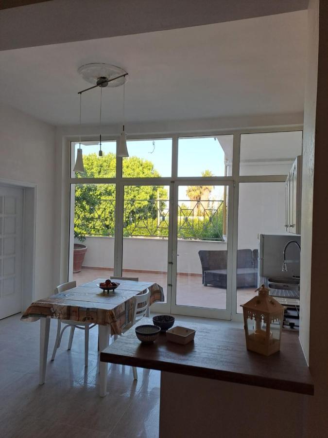 Apartament La Casa Del Sole Sava Zewnętrze zdjęcie